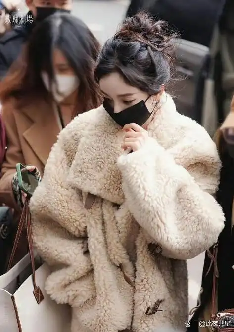 看了杨幂的杭州机场生图,才彻底明白,什么叫"顶级气质"