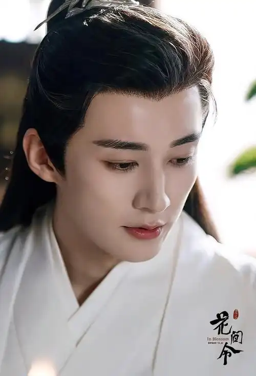 谁都想说古偶就要刘学义这种颜值