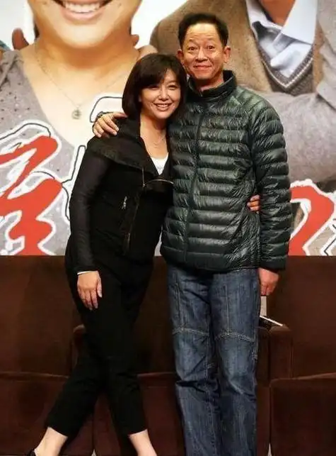 江珊现任老公,田小洁和江珊结婚图,本文共(5186字)