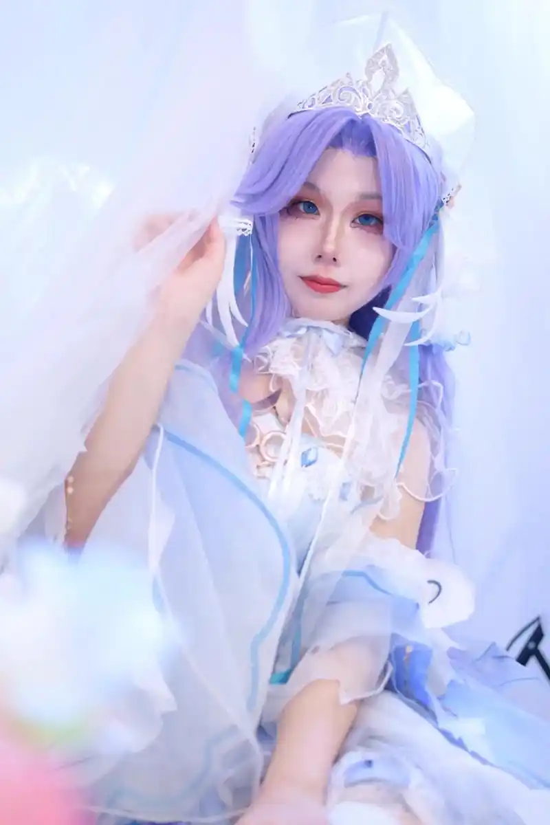 出镜/妆娘/后期:原po 摄影:时光 #cos
