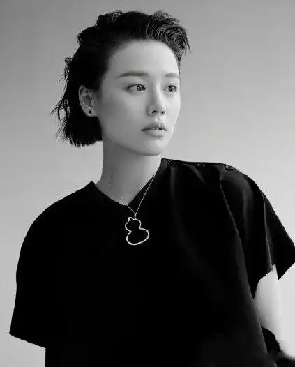 胡歌表示自己和霍建华没区别,马思纯的回答亮了!