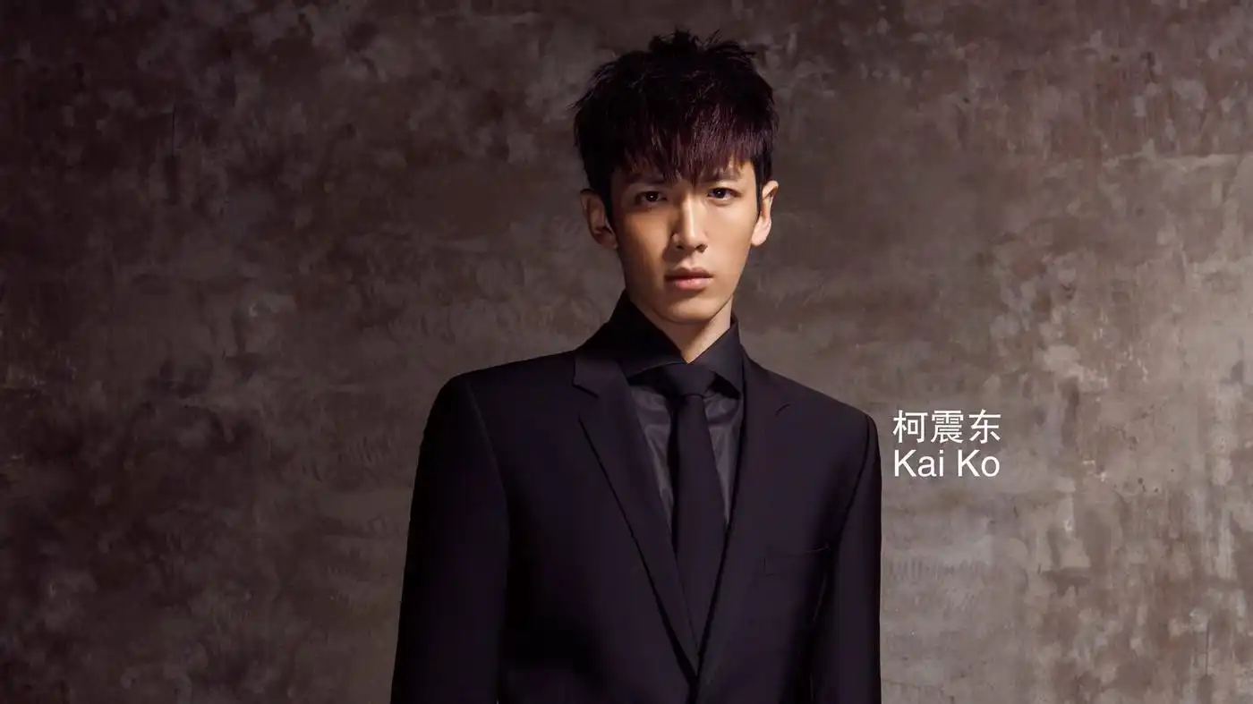 柯震东小时代高清大图.求!