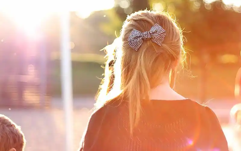 下一组 相关专题 女生图片唯美风景背影图片 相关标签 阳光女生唯美