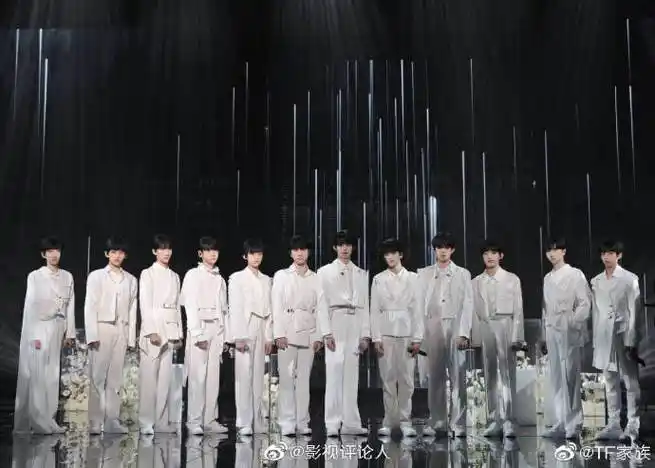 tf家族三代合照