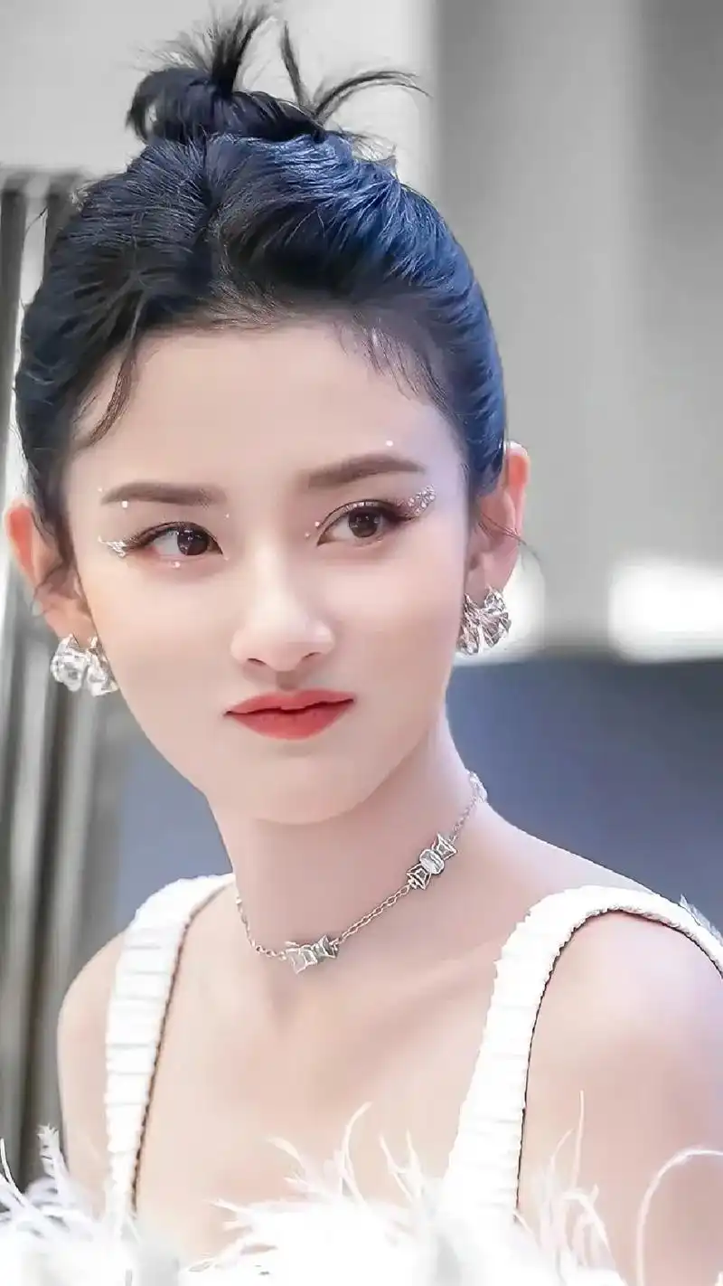 宋祖儿壁纸.#盛世美颜 #神仙颜值 #明星 - 抖音