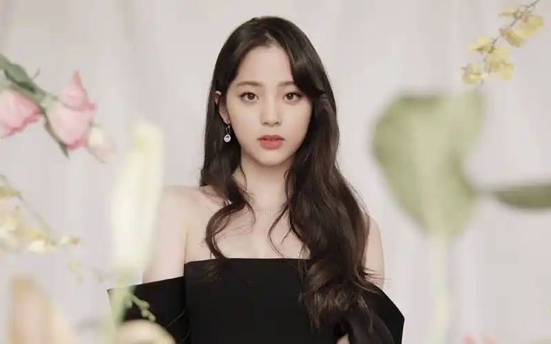 范丞丞和欧阳娜娜,旧情复燃?高亚麟,华晨宇,张凌赫,杨幂,张艺兴,那英