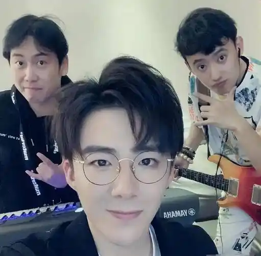 原创草根逆袭的刘宇宁凭什么收到那么多粉丝的喜爱