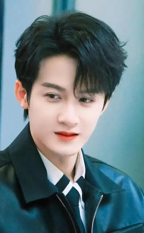 赵丽颖与凤行,陈建斌 肖战 杨幂 檀健次 杨洋 王一博最新动态|女明星