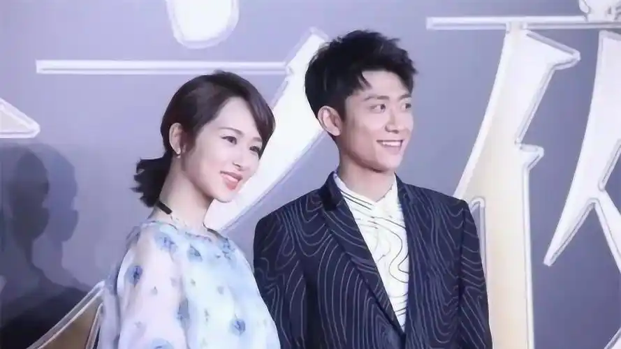 杨紫张一山大方宣布终于能正大光明的牵手粉丝开心