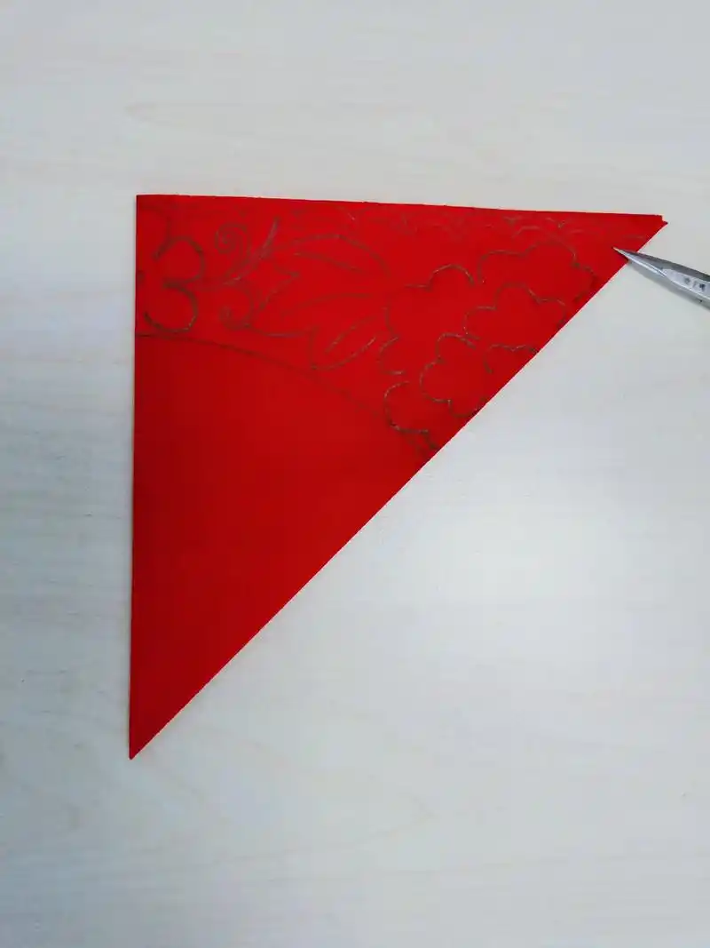 剪个福字窗花迎新年#梁老师剪纸 #四角团花#福字剪纸#教程 - 抖音