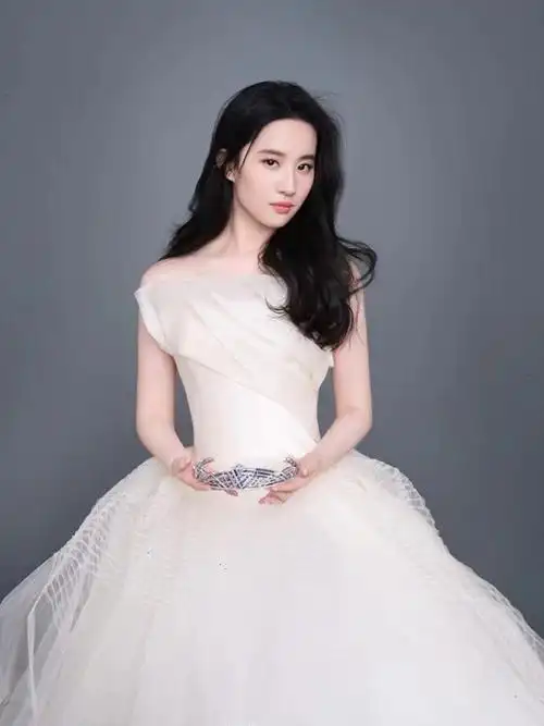 快来get刘亦菲同款婚纱吧
