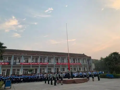 奋进新时代 激扬青春梦 获嘉二中"迎双节"系列主题活动