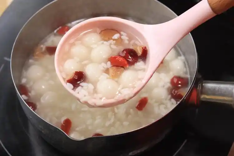 冬天里的小暖炉—山药酒酿甜汤,补中益气暖身,秋裤都能少穿一条