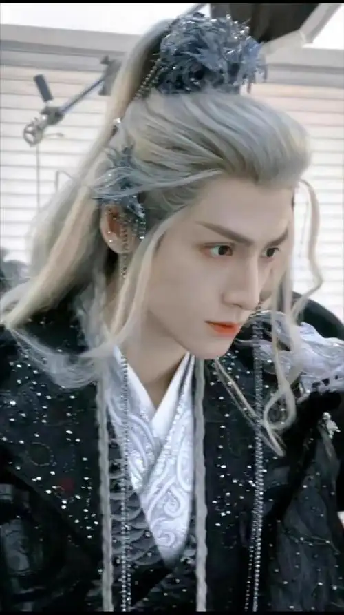 盘点古装美男白发造型,谁惊艳了你?