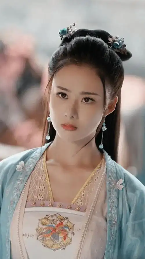 曹曦月古装视频梦回弥弥古丽