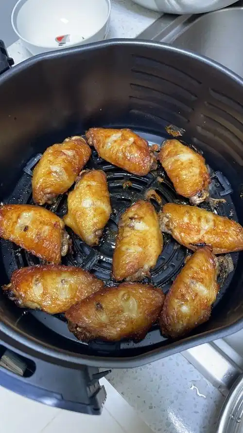 空气炸锅炸鸡翅的做法