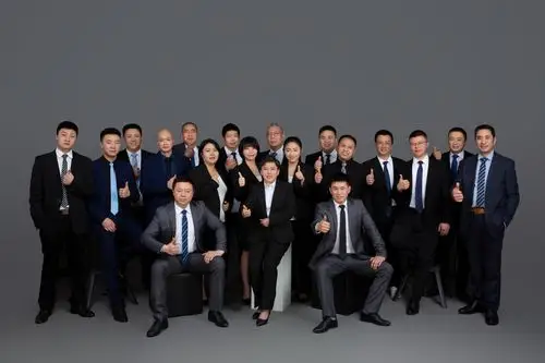团队合照 - 核心团队 - 中润泰邦建筑工程有限公司