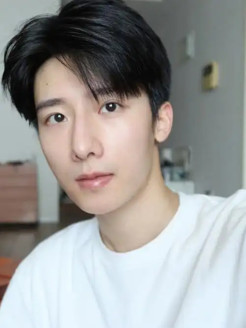 挑战素颜前置拍摄05油腻男孩886