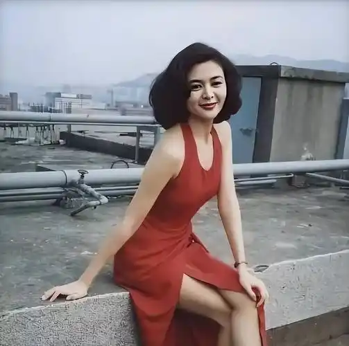 关之琳,年轻时没管好下半身,后半生为此付出代价,61岁仍单身_刘銮雄