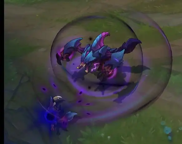 lol虚空掘地者雷克塞q技能女王的狂怒,非遁地状态