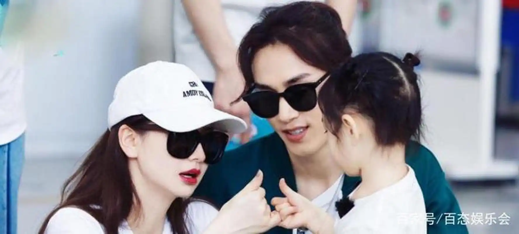 戚薇和李承铉,孩子名字:李乐琪.