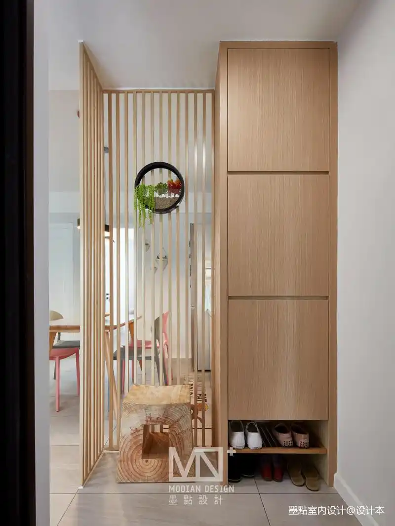 进门玄关这么设计推开门大家都眼前一亮
