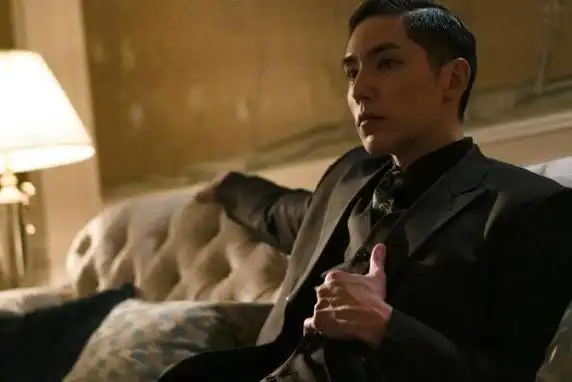 暴风眼蝙蝠扮演者是谁结局怎么样 赵威霖个人资料简介被扒-风君歌曲