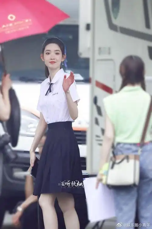 王玉雯女高造型真的梦回少年派邓小琪!