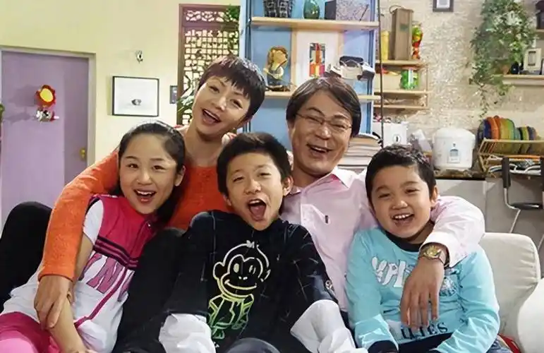 《家有儿女》中的穿帮镜头,连三岁小孩都骗不过,简直不忍直视_观众