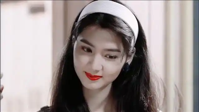 洪欣年轻时有多美?美到令人窒息!怪不得张丹峰当初不顾一切