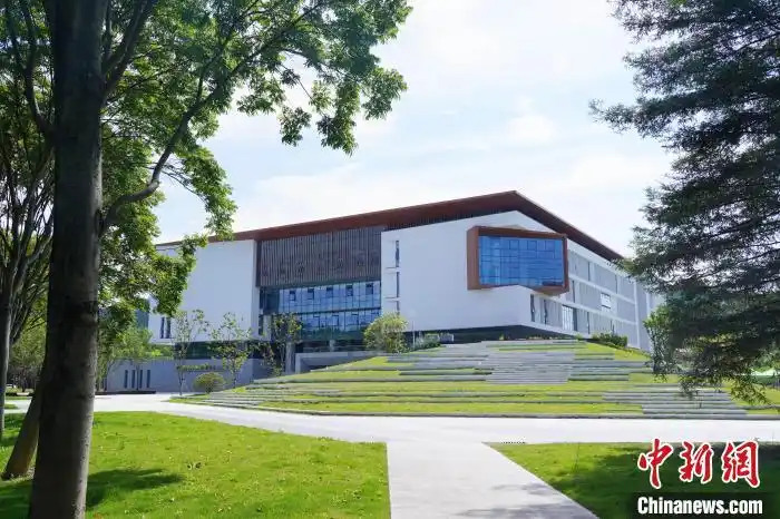 亚热带森林培育国家重点实验室大楼外观. 陈胜伟 摄