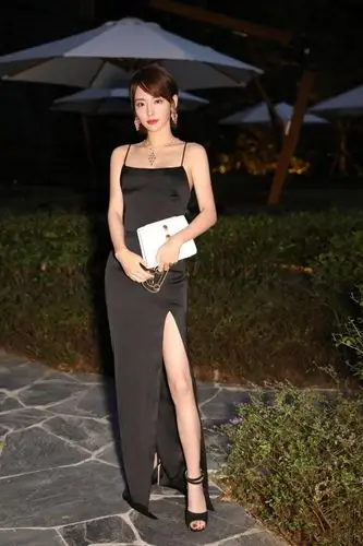 日常穿搭怎样才能更显腿长张嘉倪有妙招很多人还没有发现