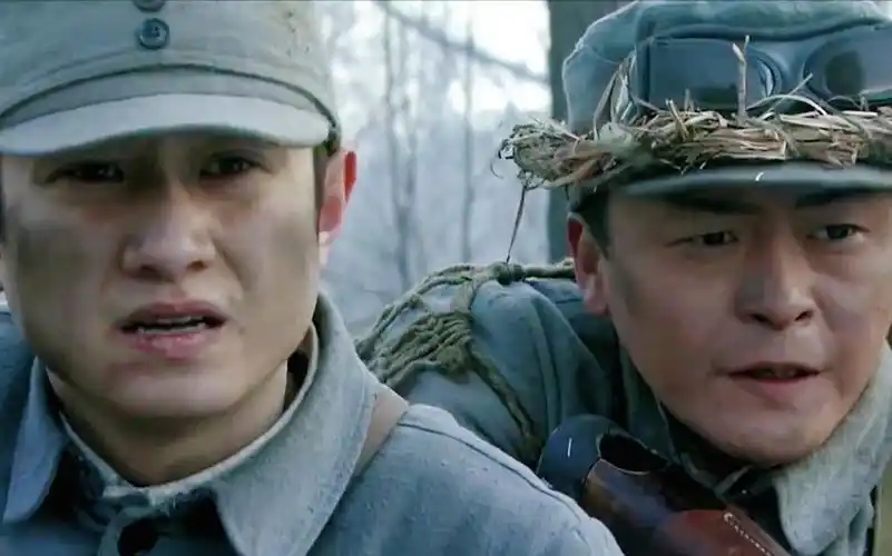 八路军的团长打仗不含糊!可能有那么一两个败类!但不是全部!