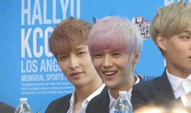 exo时期鹿晗张艺兴同框图##爱豆时期鹿晗张艺兴同框图