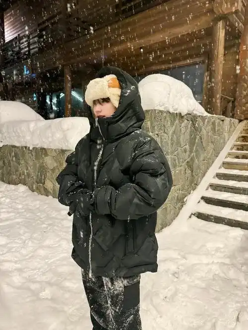 王源雪景照为你打开周末快乐瞬间