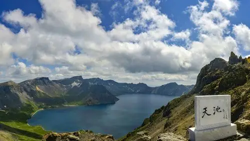 一场特殊的集体婚礼开启长白山天池美景航拍之旅,长白山自助游攻略
