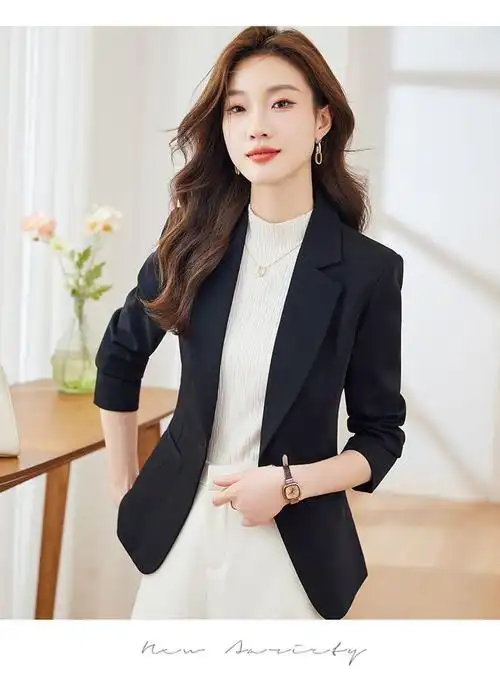 249:货号口袋 拼接 纽扣:服装款式细节西装领:领子长袖:袖长常规:衣长