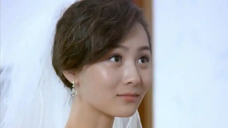 速看《爱的阶梯》第45集:路风乐美结婚,子杨获知秋妍病情_高清1080p