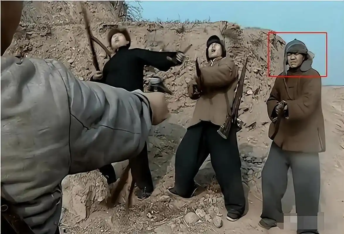 抗战剧中的穿帮镜头:观众发现后不吐不快 抗战剧中的穿帮镜头,虽然不