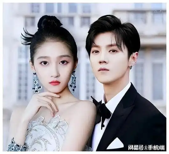 鹿晗关晓彤,已经偷偷领证了,婚房在日本,怪不得这么甜|恋情|乐器|娱乐