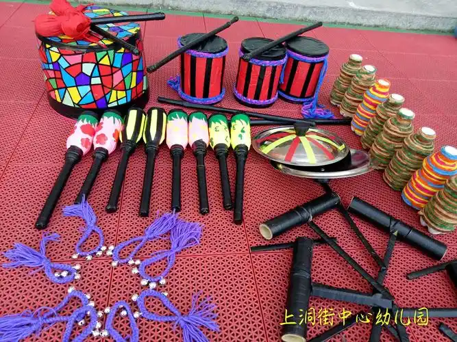 2018年上学期上洞街中心幼儿园"自制玩教具"