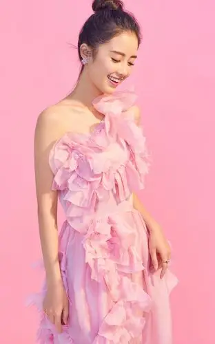 胡歌的"绯闻妻子":章乐韵