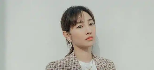 白百何工作室斥偷拍者 发文否认新恋情切勿看图说话_关系_照片_男人