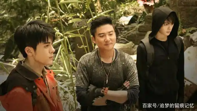 这次是继《重启之极海听雷》后续的故事《盗墓笔记之灯海寻尸》