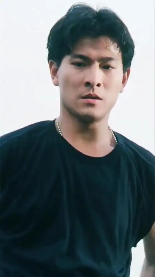 华仔颜值巅峰时刻,帅气逼人