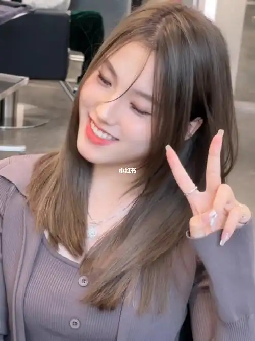 适合所有黄皮女生的显白发色秋冬必备