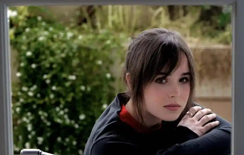 原创x战警中的幻影猫女演员还记得吗如今她变成帅小伙了