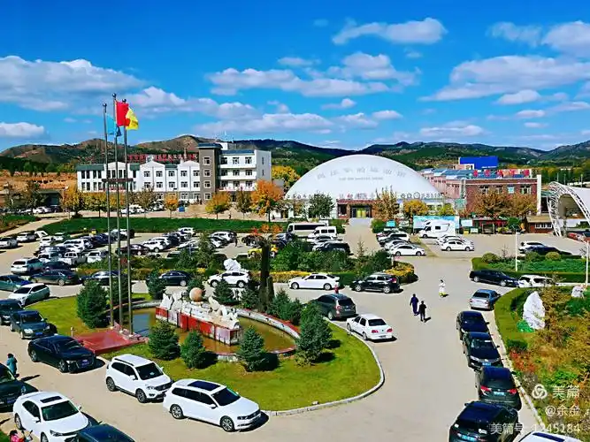 赤峰敖汉热水汤温泉度假城