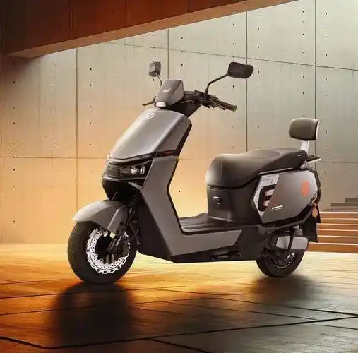 雅迪"冠能 6 代"q50 / t60 / m85 电动车亮相_搜狐汽车_搜狐网