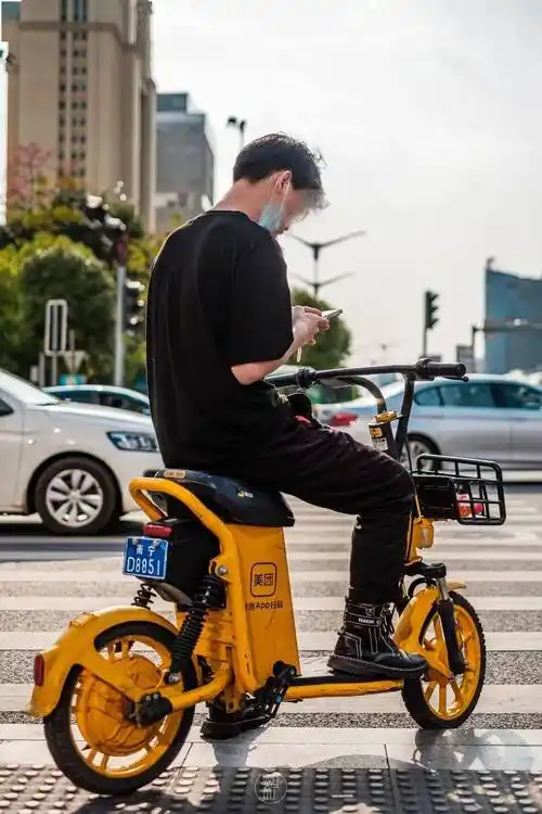 承载着电驴爱情的南宁,共享电车不配拥有姓名吗?_品牌_建议_进行